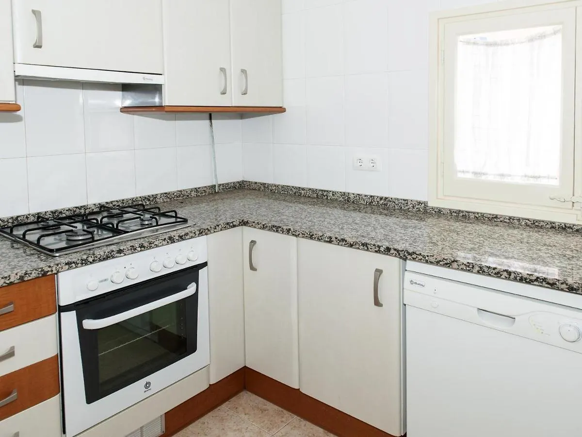 Apartamento Con Terraza, Parking Y Jardin, A 300M De La Playa - Es-228-40 Llança Spagna